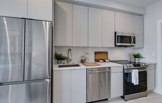 Studio, 1 bath, 453 sqft, $1,305, Unit 201