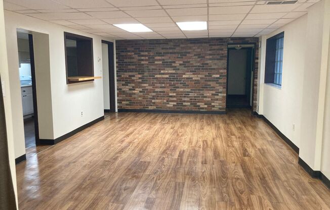 1 bed, 1 bath, $895, Unit Ste 1