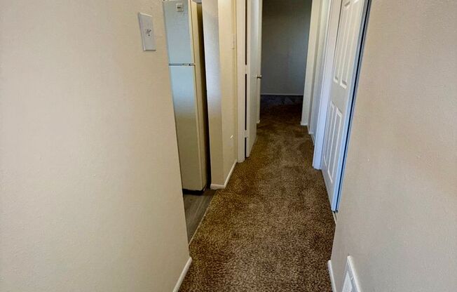 1 bed, 1 bath, 575 sqft, $944, Unit 305