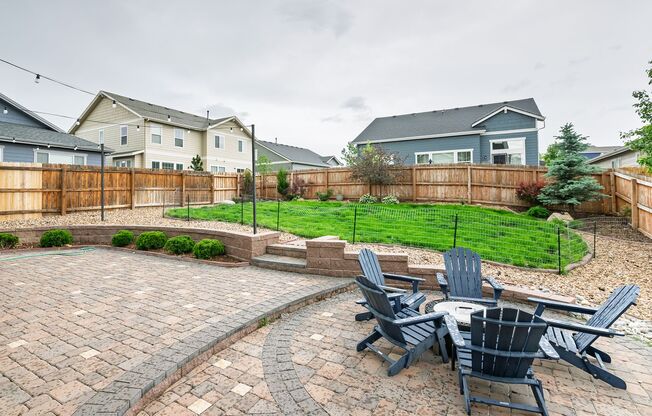 Impressive 4 Bed, 4.5 bath home in the Wheatlands Subdivision!!
