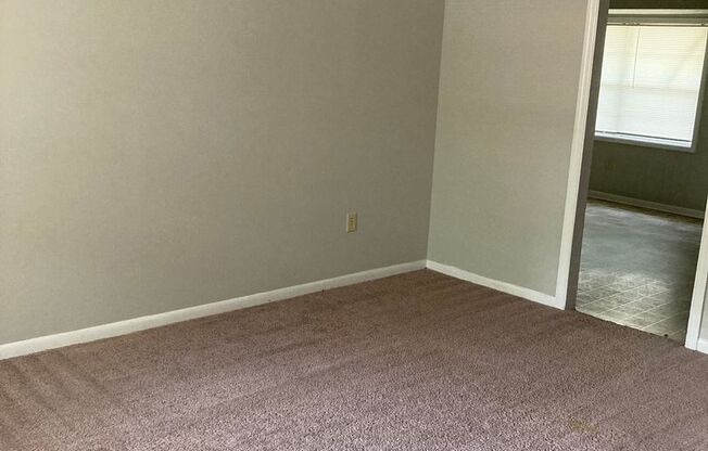 3 beds, 2 baths, $1,500