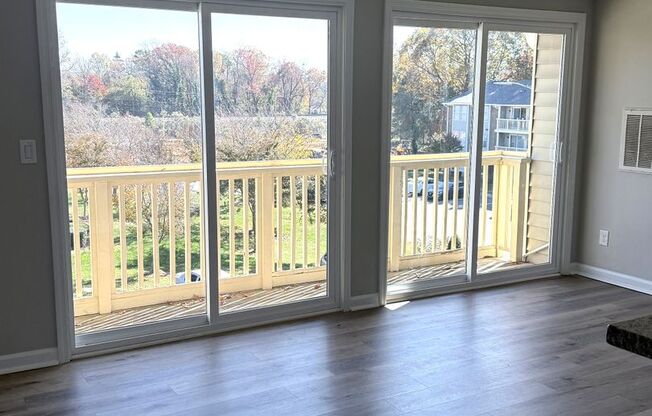 3 BEDROOM CONDO. Walking Distance to University of NC-Charlotte