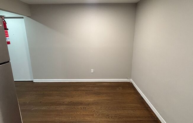 2 beds, 1 bath, 690 sqft, $1,550, Unit A2