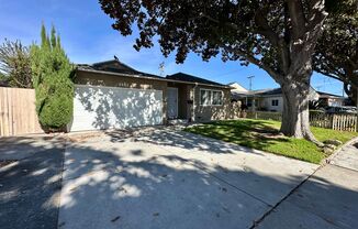 DESIRABLE 3 BEDROOM 2 BATHROOM HOME IN SANTA CLARA