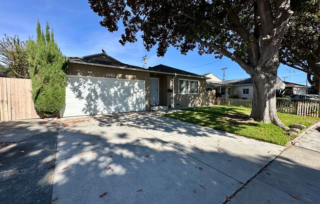 DESIRABLE 3 BEDROOM 2 BATHROOM HOME IN SANTA CLARA