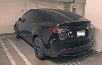 1 bed, 1 bath, 960 sqft, $2,700, Unit 714