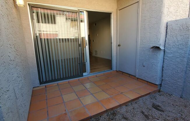 2 beds, 2 baths, $1,350