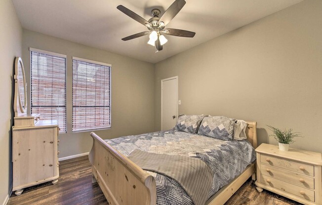 Lake Front Townhome with resort-like Views!