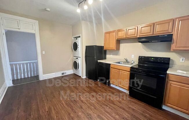 240 LAFAYETTE AVE