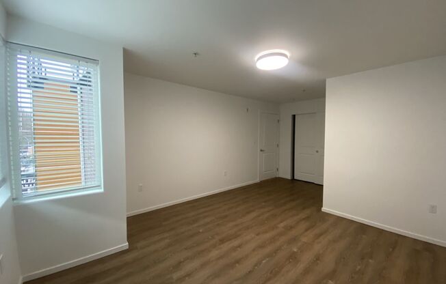 2 beds, 2 baths, 1,025 sqft, $3,095, Unit 2404-A