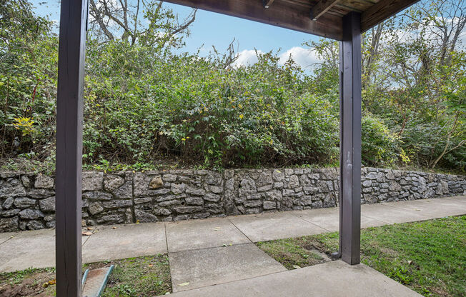 3 beds, 2 baths, 1,150 sqft, $1,599