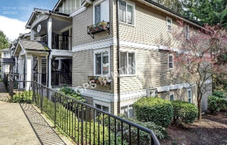 11227 NE 128th St Apt I-301