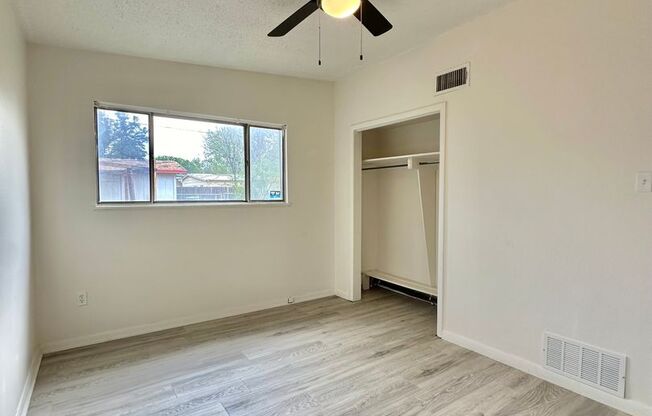 3 beds, 1 bath, $1,300