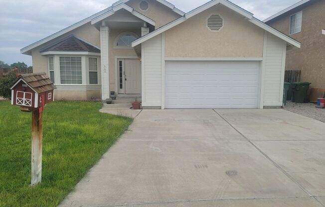 Beautiful home in Fallon for rent, 3 bedrooms, 2 baths