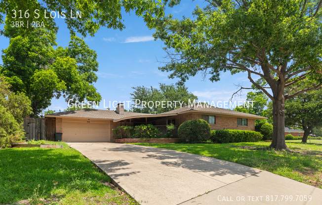 316 S LOIS LN