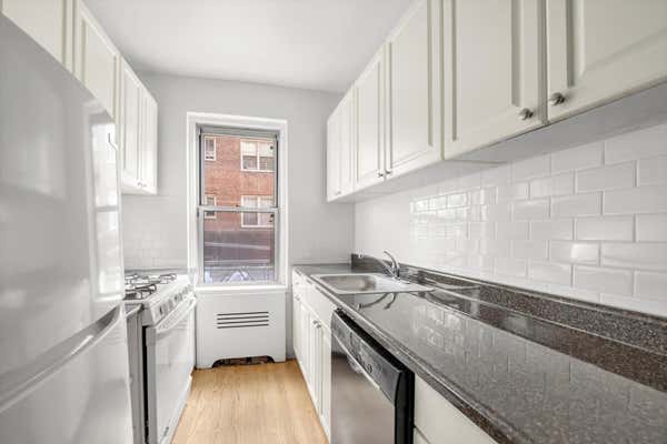 Studio, 1 bath, 550 sqft, $2,000, Unit A8