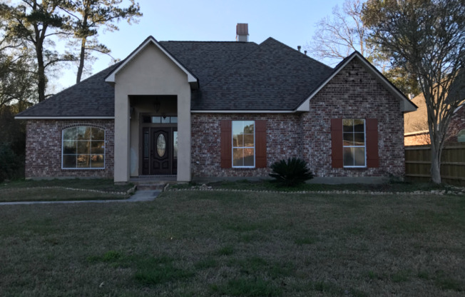 1517 River Run Dr