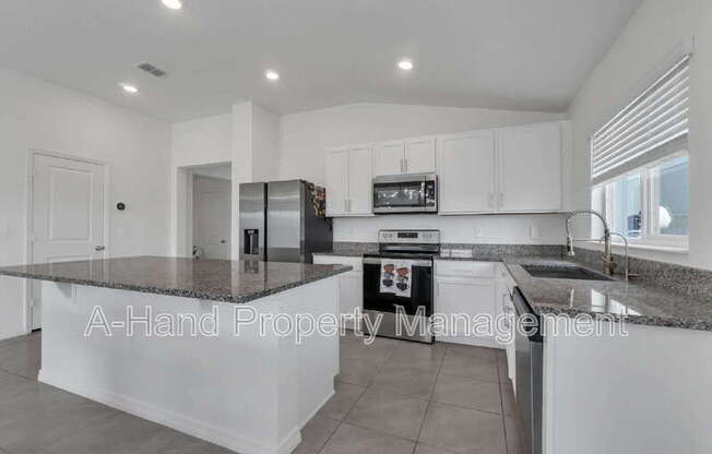 3800 WHITETAIL CT