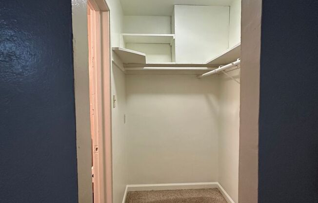 Studio, 1 bath, $1,425, Unit #211