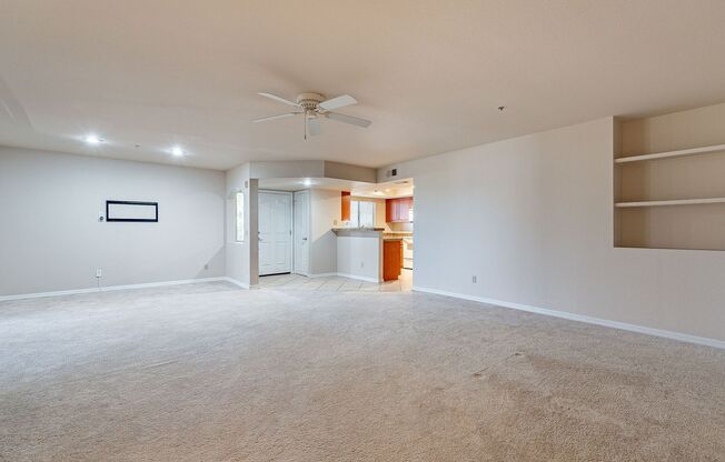 1 bed, 1 bath, $1,600, Unit #337