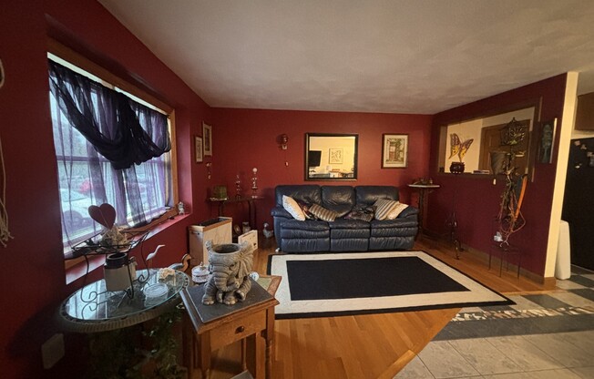 105 FRANKLIN AVE