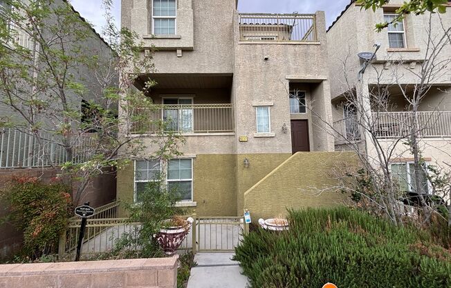 Beautiful 3 Story 4Bed/3.5/2Car residence located in the Tapestry Community