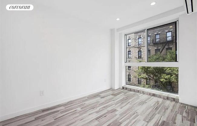 517 W 134 ST