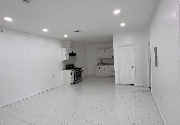 266 MAIN ST