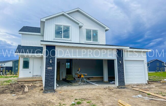 New construction 5 Bedroom 3.5 bathroom 2 story home in Waukee