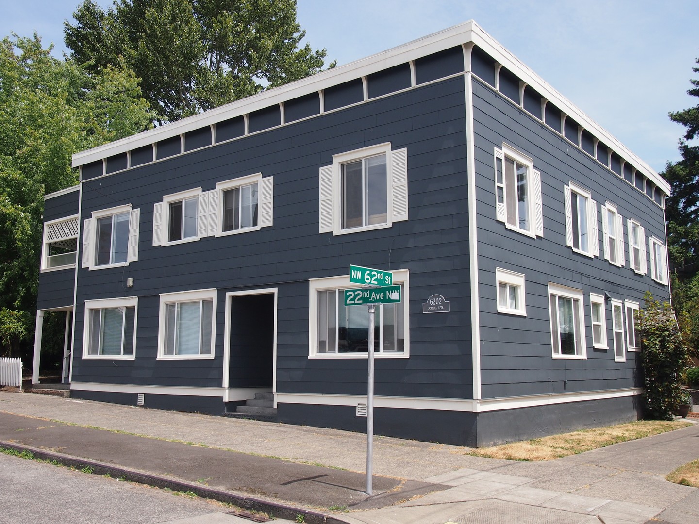 Scandia Apartments