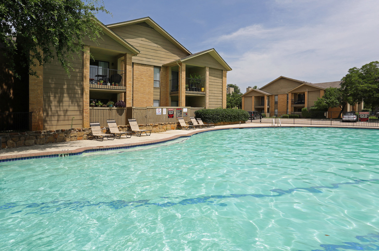 Dove Creek Villas Grapevine, TX ApartmentAdvisor