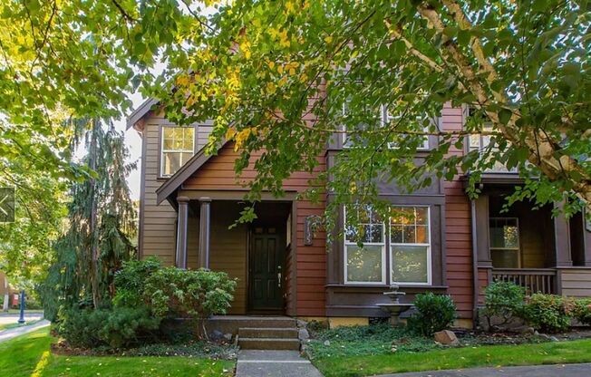 Exquisitely Charming Corner Lot 3BD | 2.5BA Townhome in the Stonewater at Orenco Community – Hillsboro *Located Across From Community Park* *Minutes To Orenco Shops I Restaurants I Max Line!