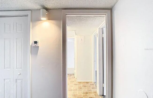 2BR Condo Near UCF – All-Inclusive Living & Resort Amenities!