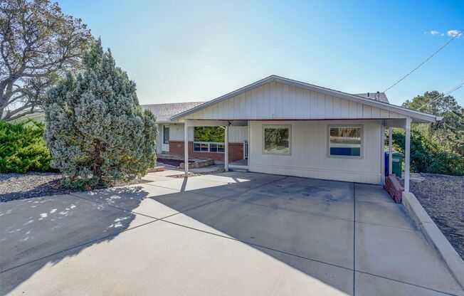 4 bed 3 bath Prescott Home with In-Law Suite