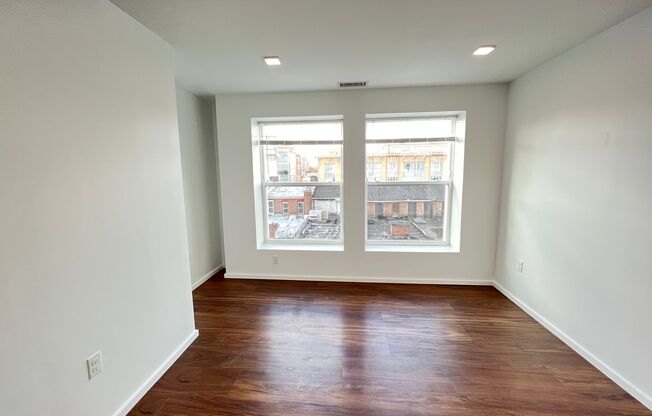 2 beds, 2 baths, 847 sqft, $2,495, Unit 610