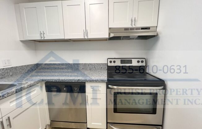 2 beds, 1 bath, 896 sqft, $2,095, Unit C306