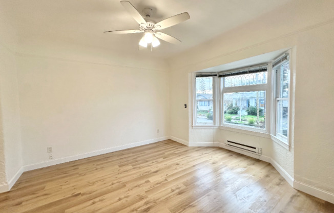 32 S MORRISON AVE