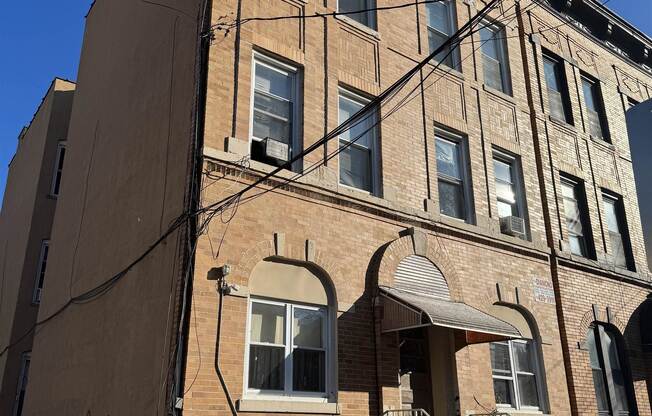 112 LINCOLN ST