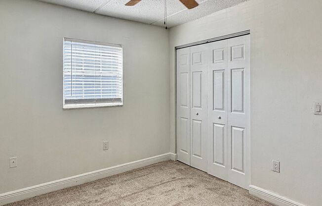 2 beds, 1 bath, 740 sqft, $1,595