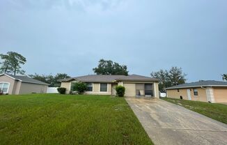 Available now!! BEAUTIFUL 3 Bd/2 Ba Home in Deltona!!