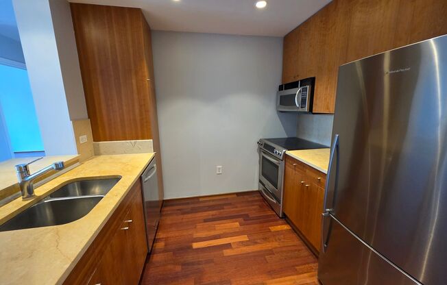 PRICE REDUCTION! & NO LEASING FEE REQUIRED