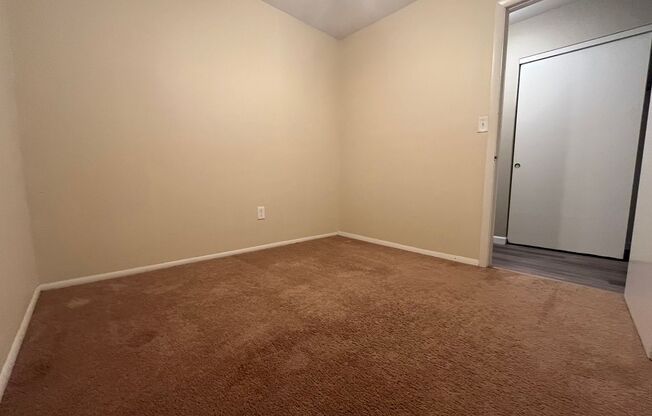 1 bed, 1 bath, $1,225, Unit 211