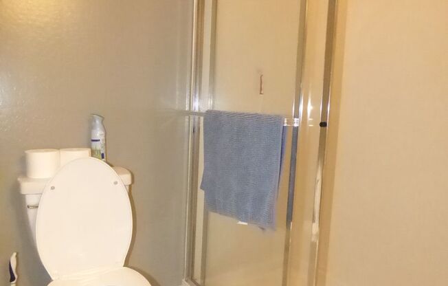 2 beds, 2 baths, $1,895