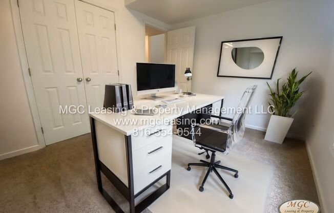 3 beds, 2 baths, 1,600 sqft, $1,600, Unit 5811 NE 42nd St