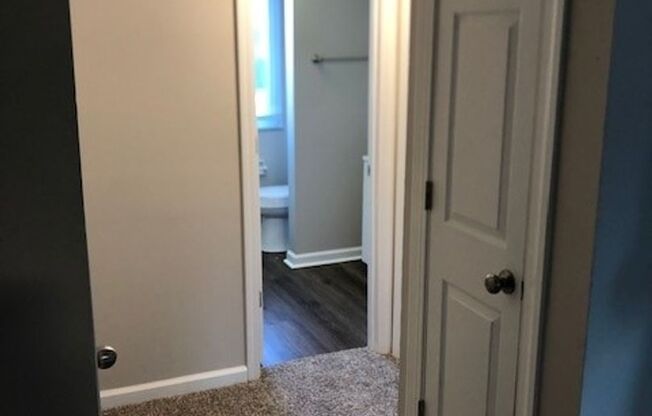 1 bed, 1 bath, 600 sqft, $767, Unit B13