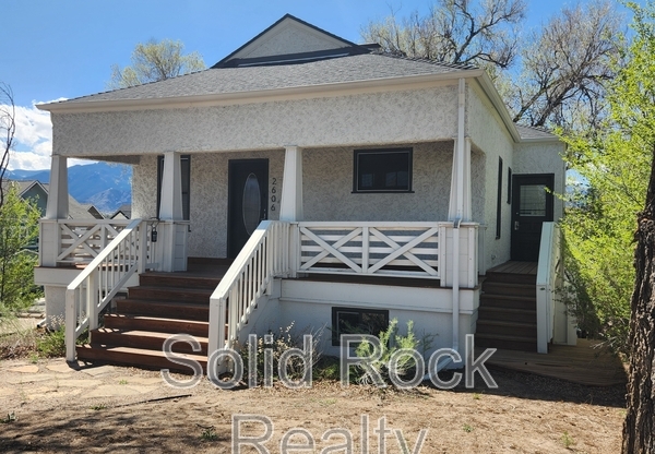2606 N CASCADE AVE