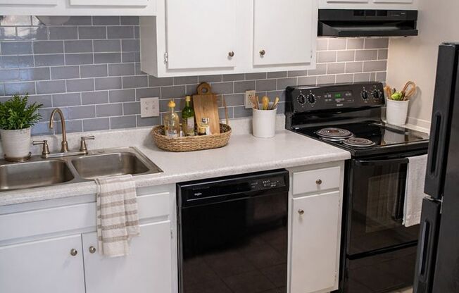 2 beds, 1.5 baths, 1,250 sqft, $1,250, Unit 1917-03