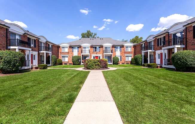 Landscape Path at French Quarter - Southfield, MI, Southfield, Michigan