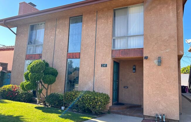 1 bed, 1 bath, 790 sqft, $2,200, Unit 241 Nieto Ave Apt B - Lease Only