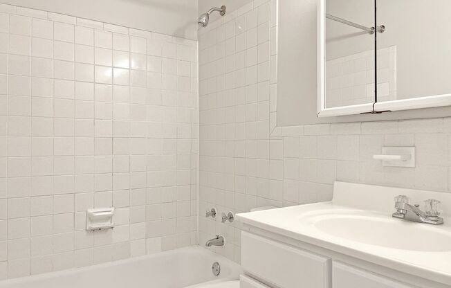 1 bed, 1 bath, 650 sqft, $1,095, Unit 3050110